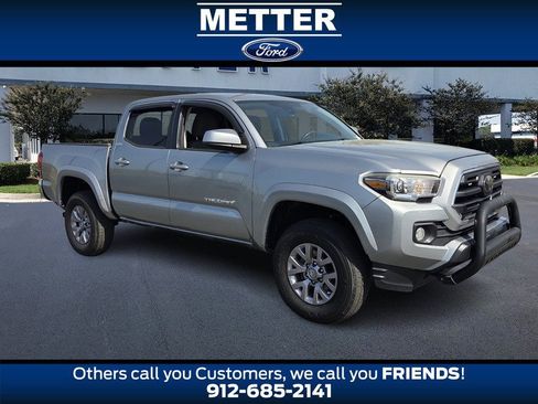 Used 2018 Toyota Tacoma SR5 image 1