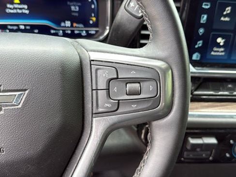 Used 2023 Chevrolet Silverado 1500 RST AWD/4WD image 17