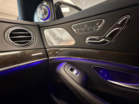 Used 2015 Mercedes-Benz S 63 AMG 4MATIC Sedan image 47