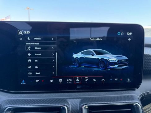 Used 2025 Ford Mustang Premium RWD image 20