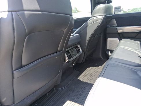 Used 2026 Ford F450 Platinum w/ FX4 Off-Road Package AWD/4WD image 15