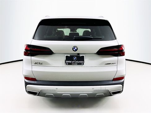 New 2026 BMW X5 xDrive40i w/ Climate Comfort Package image 6