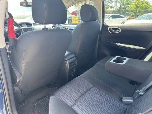 Used 2019 Nissan Sentra SV FWD image 14
