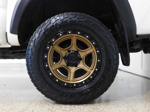 Used 2019 Toyota Tacoma TRD Pro image 97