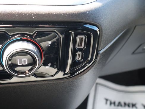 Used 2024 Chevrolet Silverado 2500 LT AWD/4WD image 29