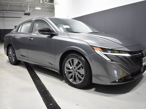 New 2026 Nissan Sentra SL w/ Floor Mat Package image 7