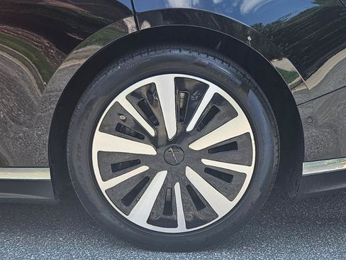 Used 2024 Lucid Air Pure RWD image 12