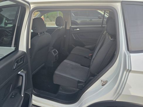 Used 2018 Volkswagen Tiguan S image 46