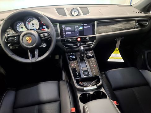 New 2026 Porsche Macan GTS image 12