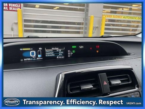 Certified 2017 Toyota Prius Prime Plus image 24