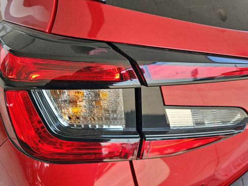 Certified 2025 Subaru Crosstrek 2.5i Limited w/ Crosstrek Mirror Package image 38