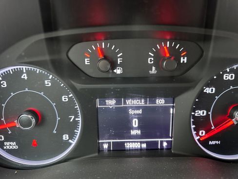 Used 2017 GMC Acadia SLE image 13