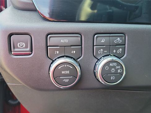 New 2026 GMC Sierra 1500 SLT w/ SLT Premium Package image 21