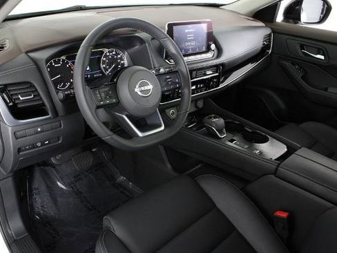 Certified 2023 Nissan Rogue SL image 18