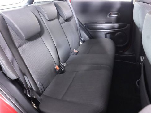 Used 2017 Honda HR-V LX image 32