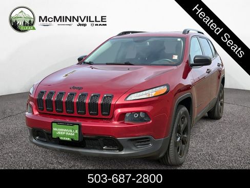 Used 2017 Jeep Cherokee Sport w/ Cold Weather Group AWD/4WD image 1