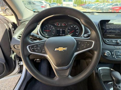 Used 2022 Chevrolet Malibu LS w/ Driver Confidence Package II FWD image 19