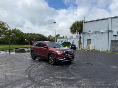 Used 2017 GMC Acadia SLT FWD image 8
