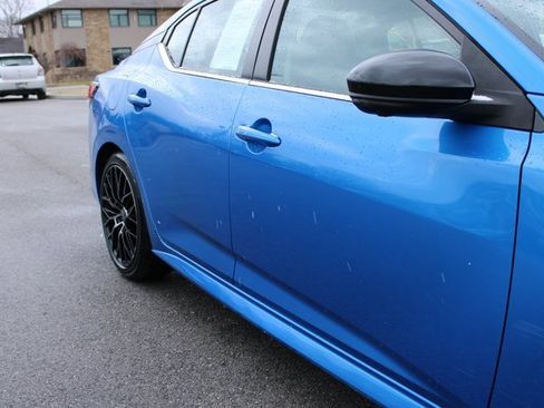 Used 2021 Nissan Sentra SR w/ SR Premium Package image 48