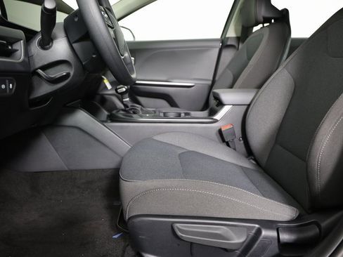 New 2025 Kia K4 LXS image 10