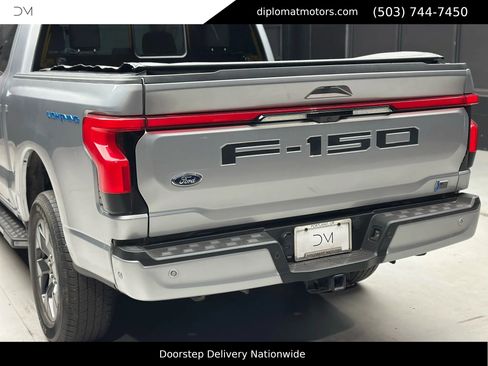 Used 2022 Ford F150 Lightning Lariat w/ Tow Technology Package image 16
