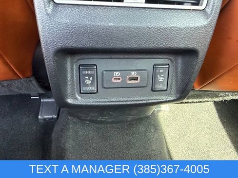 Used 2019 Nissan Maxima Platinum w/ Reserve Package FWD image 16
