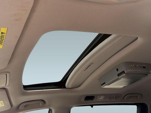 Used 2014 Honda Odyssey EX-L image 22
