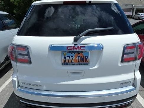 Used 2014 GMC Acadia SLT AWD/4WD image 6