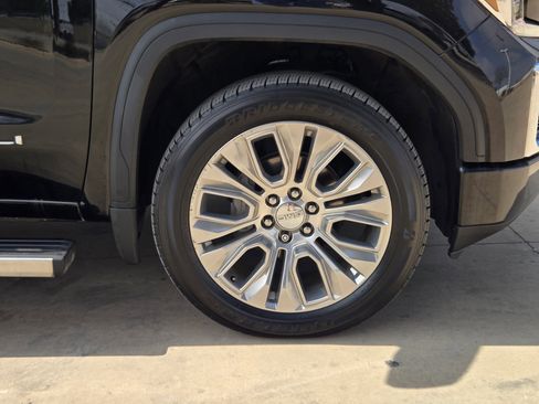 Certified 2020 GMC Sierra 1500 Denali w/ Denali Ultimate Package image 33