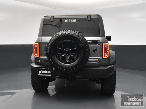 Used 2023 Ford Bronco Wildtrak AWD/4WD image 6