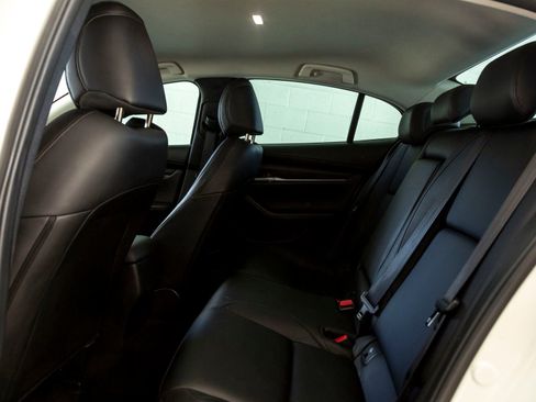 Used 2020 MAZDA MAZDA3 Sedan w/ Select Package image 19