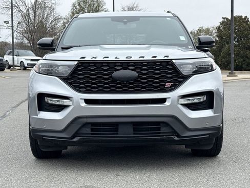 Used 2022 Ford Explorer ST w/ Equipment Group 401A image 8