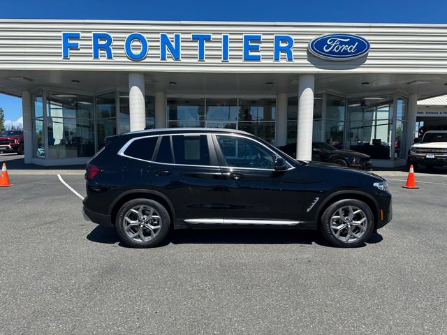 Used 2023 BMW X3 xDrive30i AWD/4WD image 1