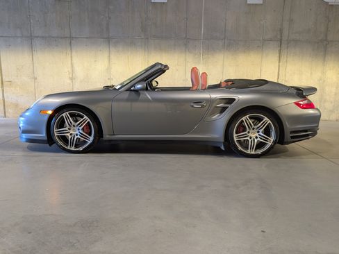 Used 2008 Porsche 911 Turbo image 2