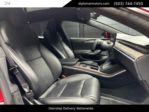 Used 2021 Tesla Model S Plaid image 20