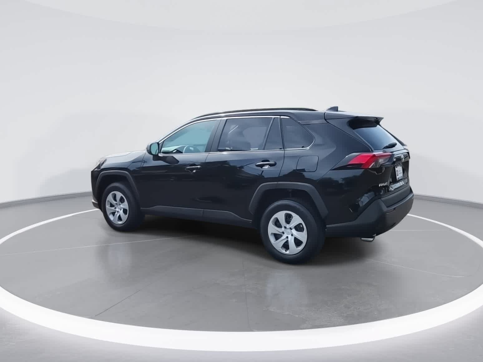 Certified 2019 Toyota RAV4 LE w/ Carpet Mat Package AWD/4WD image 6