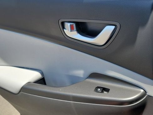 Used 2023 Hyundai Kona Limited FWD image 24