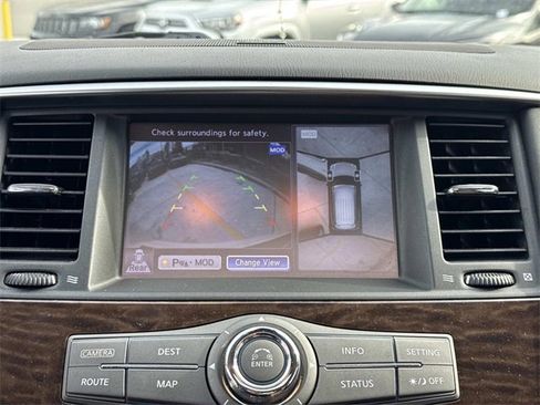 Used 2017 Nissan Armada Platinum image 26