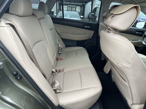 Used 2018 Subaru Outback 2.5i Limited image 24