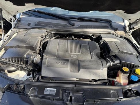 Used 2013 Land Rover Range Rover Sport HSE LUX w/ Luxury Interior Pkg image 6