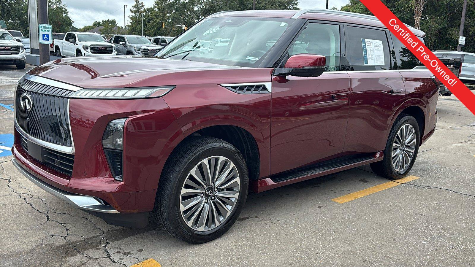 Used 2025 INFINITI QX80 Luxe RWD image 3