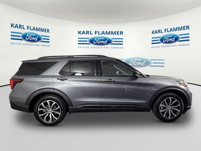New 2026 Ford Explorer ST-Line w/ Premium Package