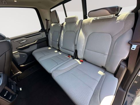 Used 2026 RAM 1500 Laramie w/ Advanced Safety Group II AWD/4WD image 26