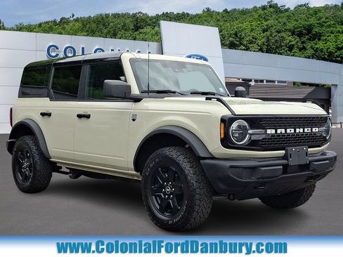 Used 2025 Ford Bronco Big Bend AWD/4WD image 1