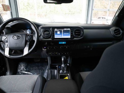 Used 2023 Toyota Tacoma TRD Sport w/ Advanced Technology Package image 20