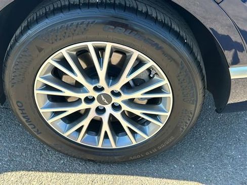 Used 2024 Genesis GV80 2.5T image 6