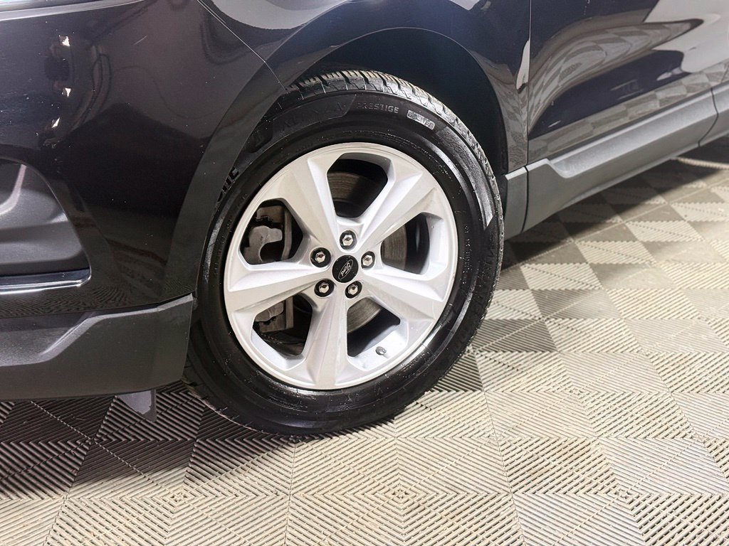 Used 2024 Ford Edge SE AWD/4WD image 2