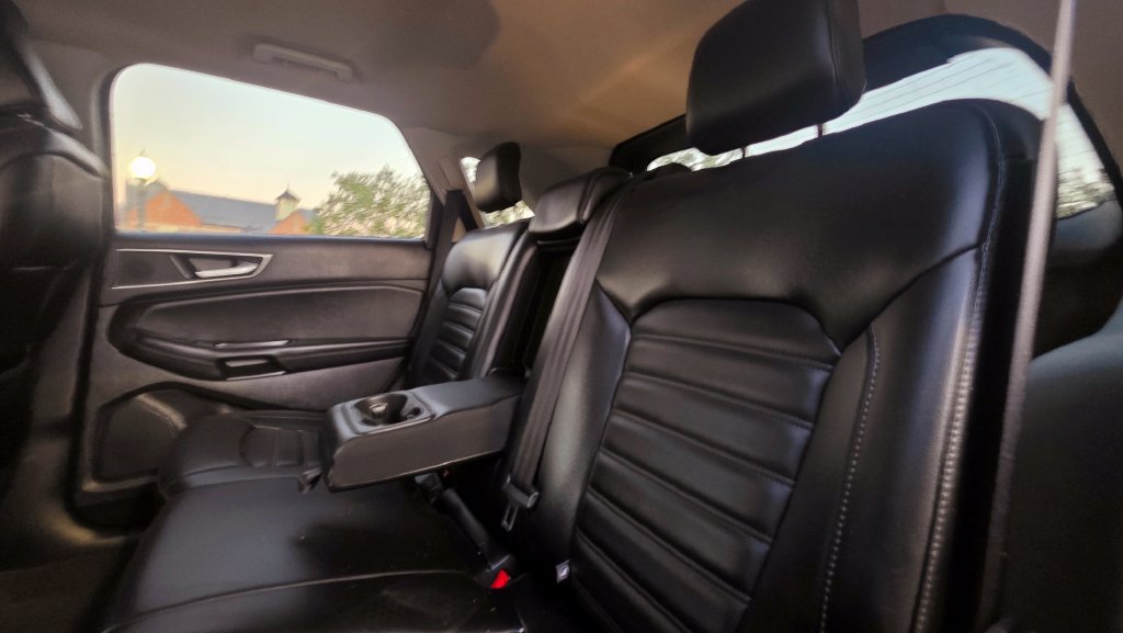 Used 2020 Ford Edge SEL FWD image 27