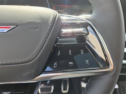 New 2026 Cadillac Lyriq V w/ Exterior Carbon Fiber Package image 30