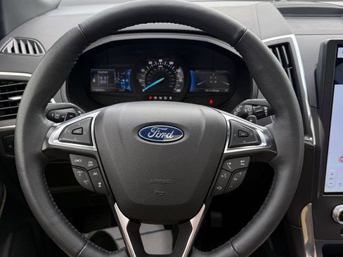 Used 2024 Ford Edge Titanium w/ Titanium Elite Package AWD/4WD image 12